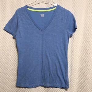 Mossimo Supply Co. Light Blue V-Neck Short Sleeve Tee